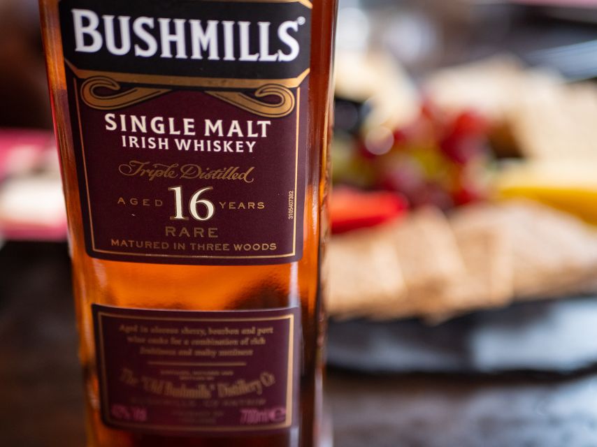 2-Hour Deluxe Whiskey & Food Tasting - The Palace Bar in Temple Bar: Where Irish Whiskey Stories Live