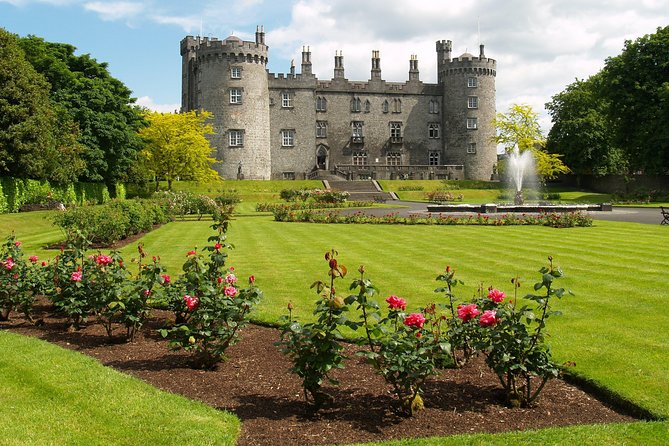 3-Day Blarney Castle, Kilkenny & Irish Whiskey Tour Inc Admission - Day 1 Cork Area: Blarney Castle Gardens and Kinsale Nightlife