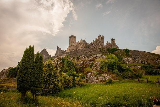 3-Day Dingle, Killarney and the Wild Atlantic Way Small-Group Tour from Dublin - Day 3: Inch Beach, Torc Waterfall Walk, Killarney Lunch Time, and Rock of Cashel