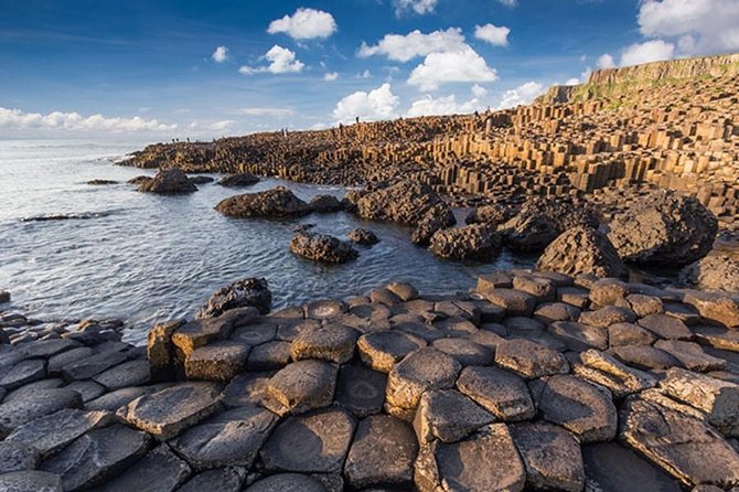 5-Day Northern Ireland and Atlantic Coast Small-Group Tour from Dublin - The route’s big theme: history handled with balance