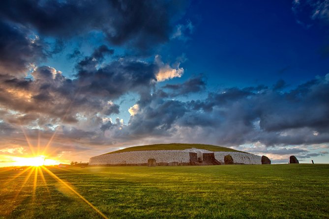6 hour Half-Day Award Winning Private Tour of the Boyne Valley - Newgrange UNESCO: the centerpiece, the timing, and the key ticket reality