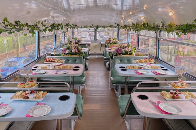 Afternoon Tea Bus Tour in Dublin - Getting On: Stephen’s Green Meeting Point and the 90-Minute Rhythm