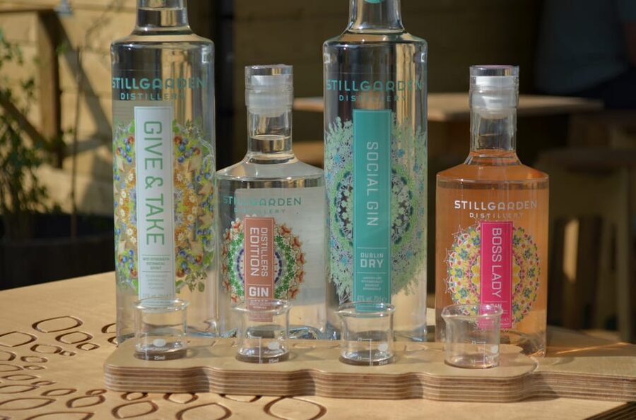 Afternoon Tea & Gin Masterclass - The 90-minute rhythm: how the session typically flows