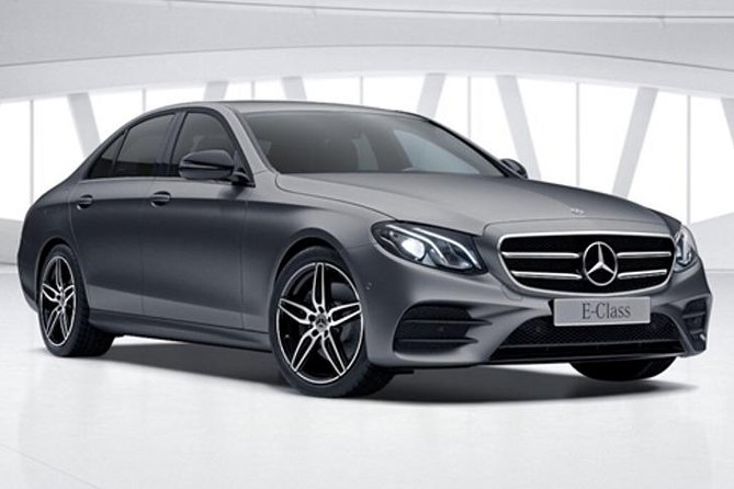 Arrival Transfer: Dublin Airport DUB to Dublin in Business Car - What You’ll Ride In: Business-Class Comfort on a Short Trip