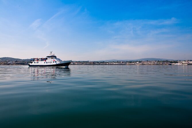 Boat Trip from Dun Laoghaire to Howth - On-board comfort: Wi‑Fi, restroom, and the snack bar reality