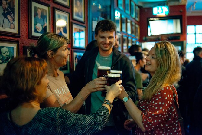 Classic Irish Pubs Private Tour of Dublin: Live Music, Beer and Nightlife - Temple Bar After Dark: Starting at Cow’s Lane with a Real Local Guide