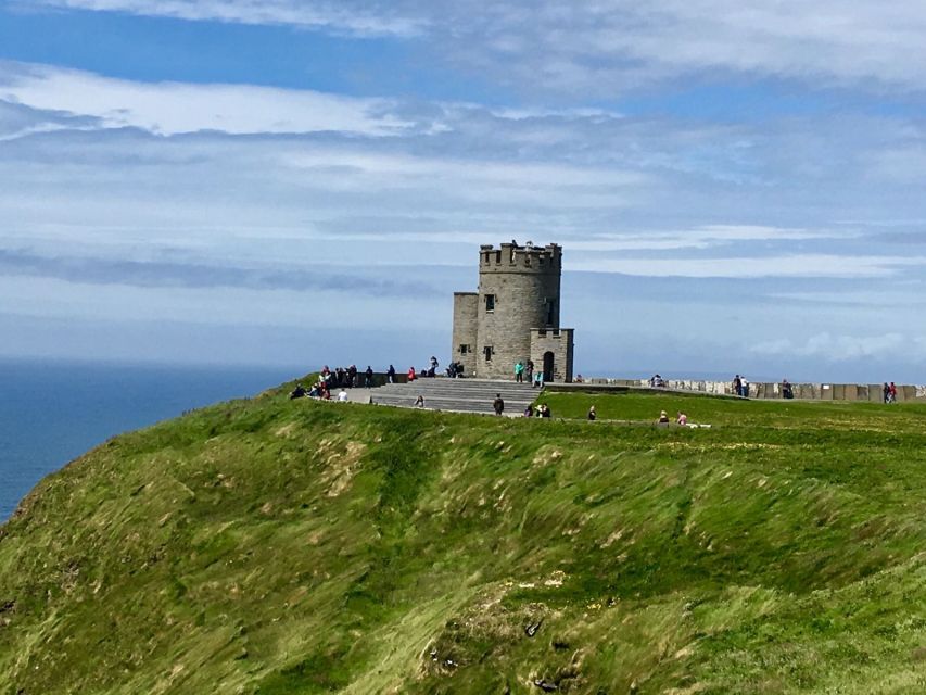 Cliffs of Moher and Galway Tour in Italian or Spanish - Visitor Center, self-service lunch, and what to bring