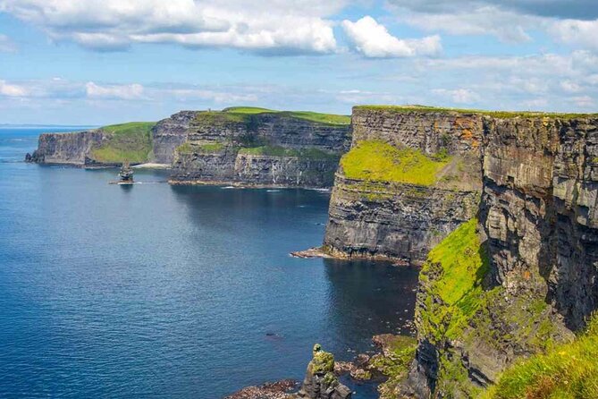 Cliffs of Moher, Burren and Bunratty with Private Chauffeur Tour - A full-day west coast run with a private chauffeur