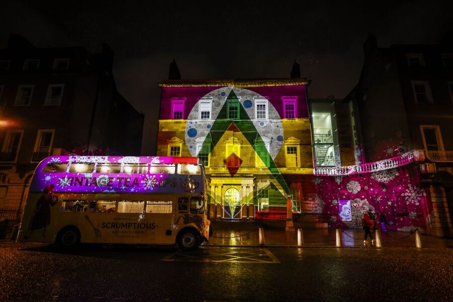 Dublin: Christmas Lights Festive Bus Tour with Afternoon Tea - A vintage double-decker bus is the whole point