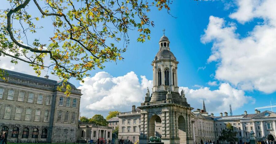 Dublin City Walking Tour, Vikings, St. Partick, Highlights - St Stephen’s Green in the 3-Hour Plan