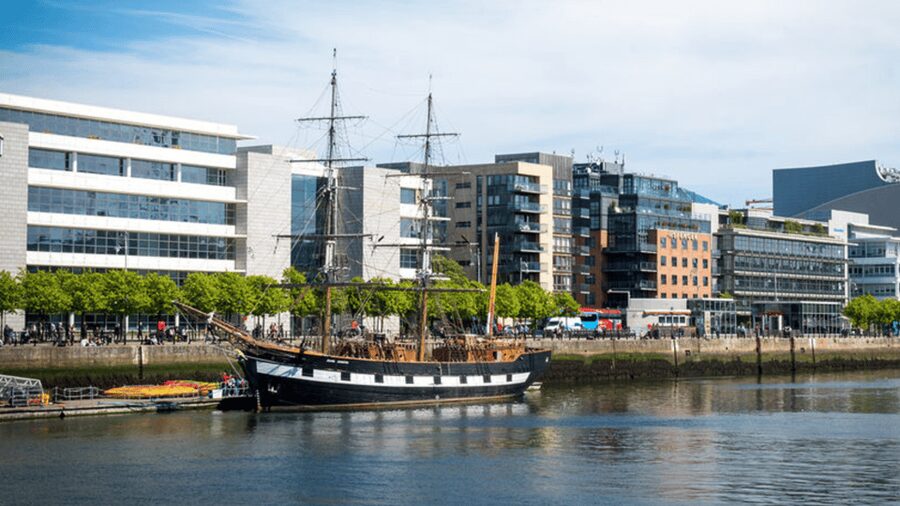 Dublin: EPIC Museum and Jeanie Johnston Entry Ticket - Jeanie Johnston Famine Ship: stepping onto the Miracle Ship story