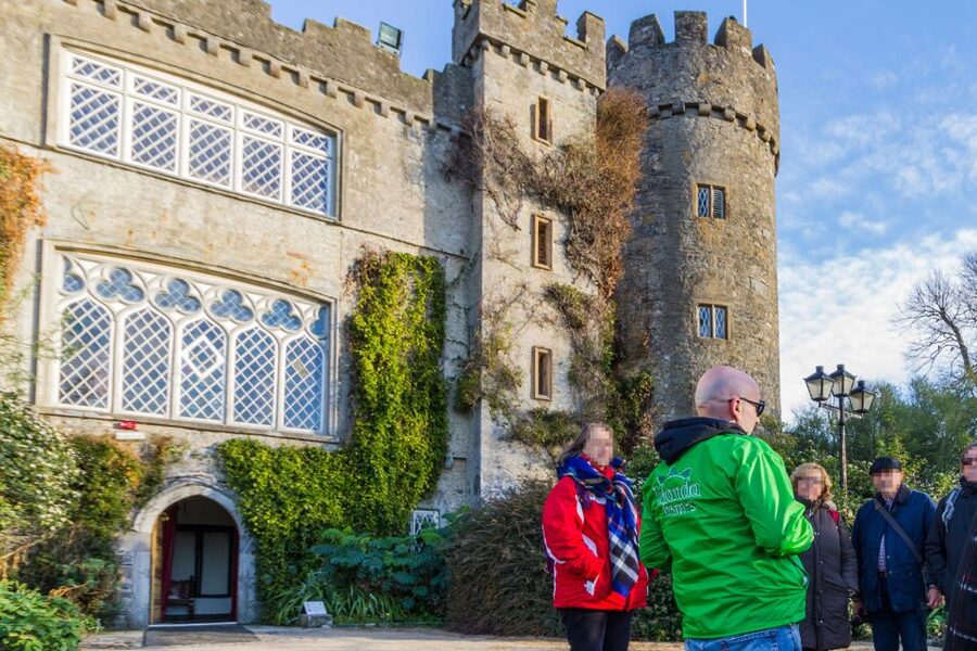 Dublin: Full-Day Howth and Malahide Castle Tour - Dublin North Bay: The Scenery Changes as the Route Unfolds