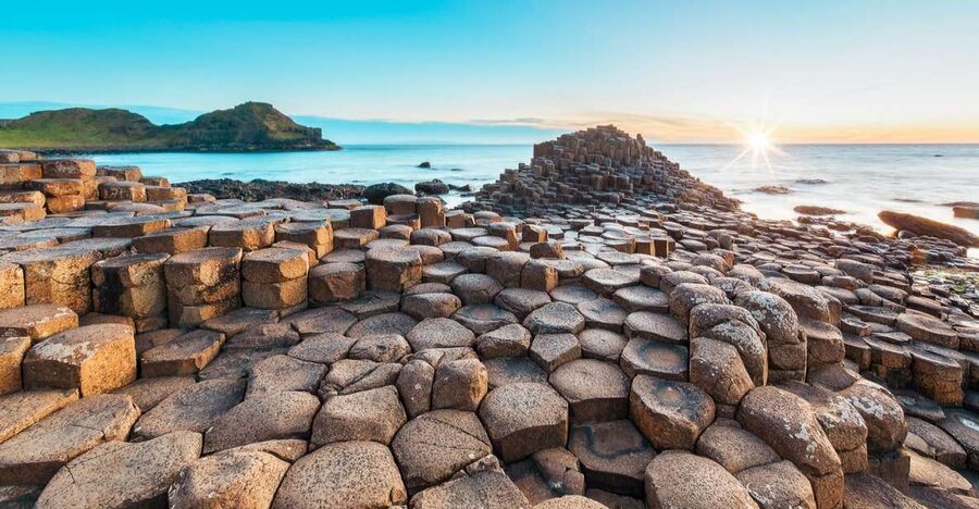 Dublin: Giants Causeway, Dark Hedges, Dunluce & Belfast Tour - Quick hits before you go