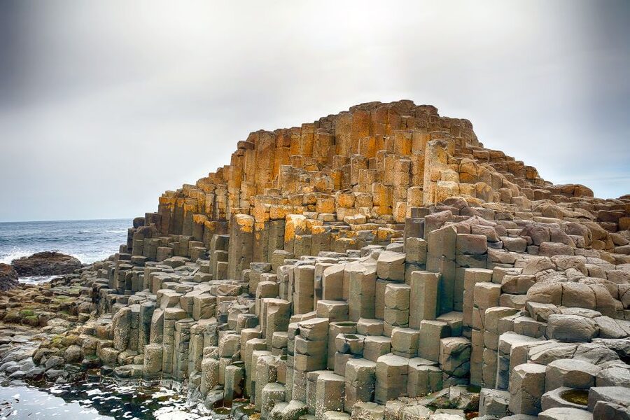 Dublin: Giants Causeway, Dark Hedges, Dunluce & Belfast Tour - Lunch and bus comfort: what the long day feels like in practice