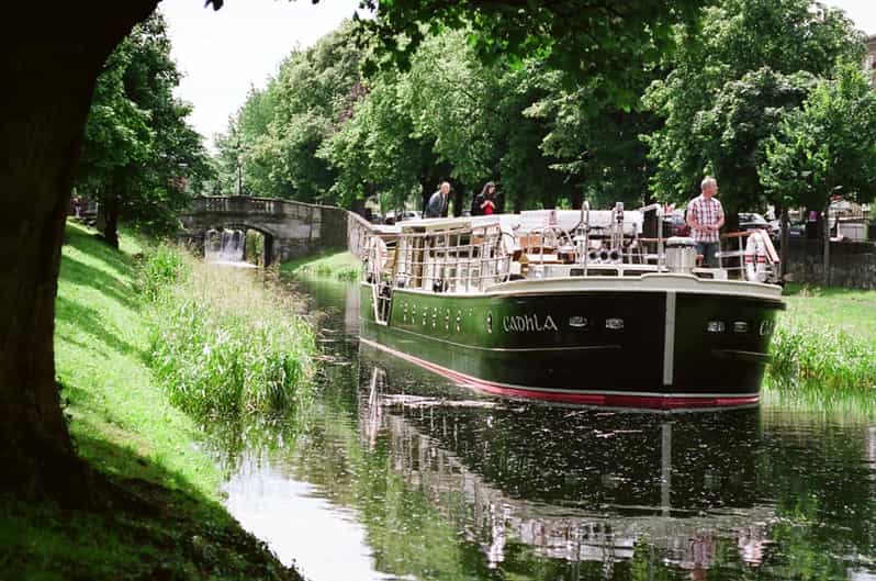 Dublin: Grand Canal Cruise with Dinner - On Board the Electric Barge: Quiet Comfort and What You Can See