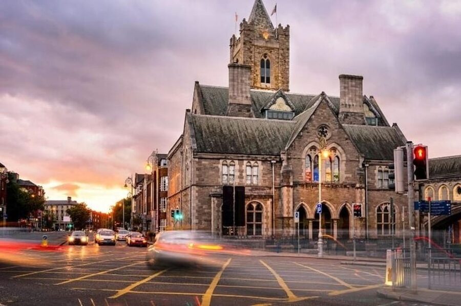 Dublin: Highlights and Hidden Gems Walking Tour - Who this tour suits best (and who might want something else)