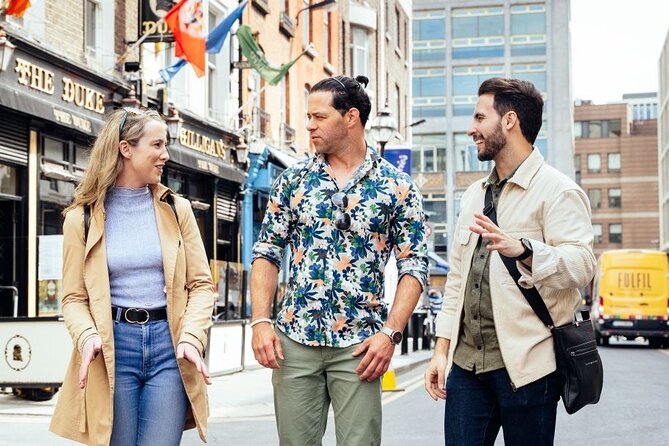 Dublin Historical Pub Tour with a Local: 100% Personalized & Private - The guides: the difference between a tour and a night out