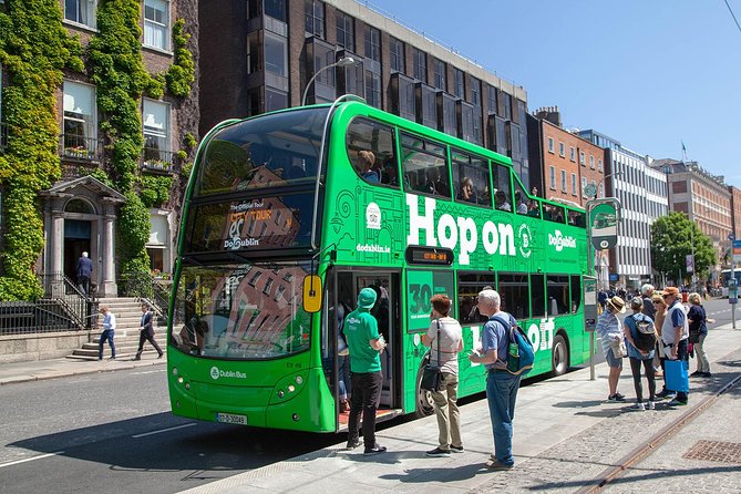 Dublin Hop-On Hop-Off Bus Tour with Guide and Little Museum Entry - Live Commentary: How to Get More Than a Window Seat