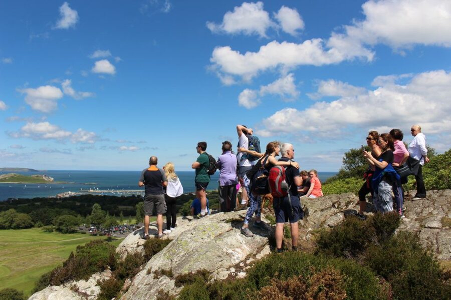 Dublin: Howth Safari Hiking Tour - Cliffs Photo Point and Baily Lighthouse: Timing Your Best Photos