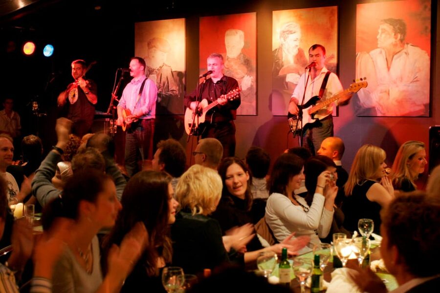 Dublin: Irish Night Show at the Merry Ploughboy Pub - Merry Ploughboy Irish Night: 3.5 Hours of Music, Dance, and Pub Energy