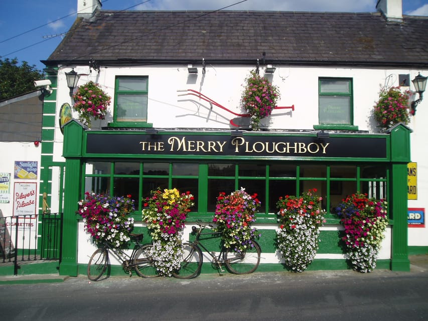 Dublin: Irish Night Show at the Merry Ploughboy Pub - Getting to the Pub: Location and Timing From Dublin