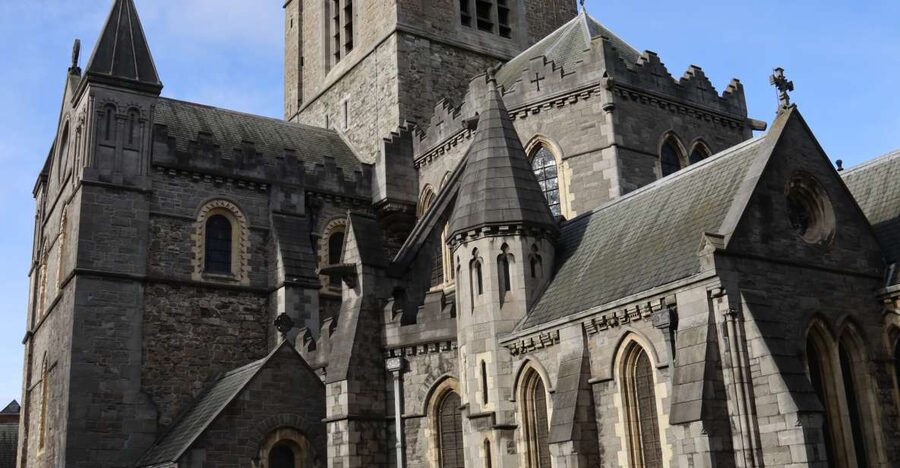 Dublin: Macabre History Walking Tour - Seeing Cuchulainn’s Death and the Myth Behind the Stones