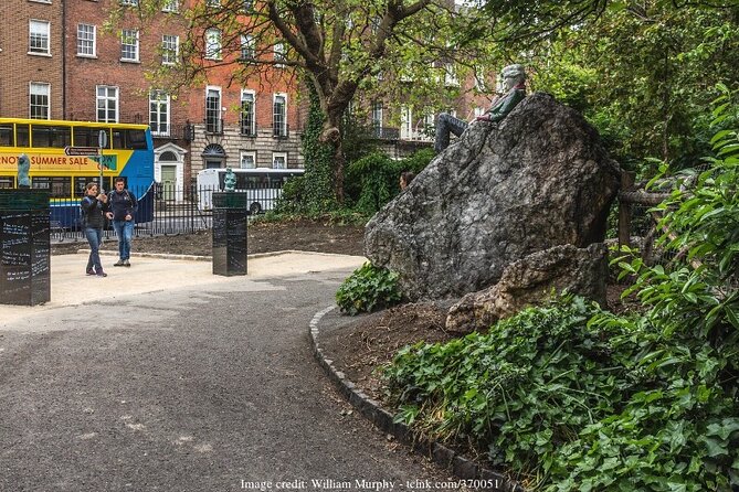 Dublin Off-The-Beaten-Path Private Literary Walking Tour - St Stephen’s Green: Yeats, Henry Moore, and a quieter kind of Dublin