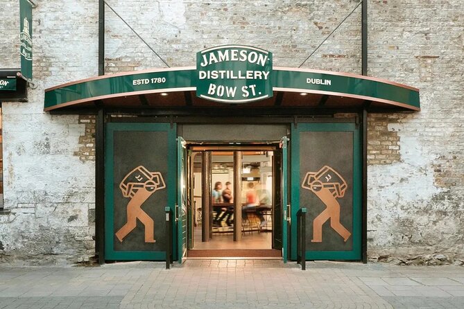 Dublin Premium VIP Small Group Tour Jameson & Guinness Storehouse - Brazen Head and Robert Emmet: the rebel-pub stop with real atmosphere