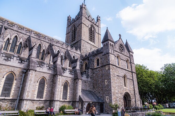 Dublin: Private Chauffeur Tour - St Stephen’s Green: A Calm Finish in the Middle of the City