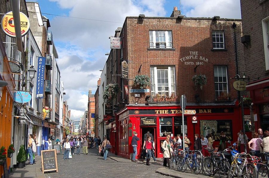 Dublin: Private City Tour in German - Who this tour is best for (and who should skip it)