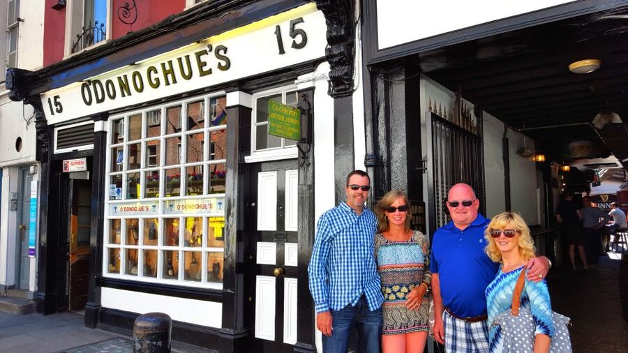 Dublin: Private Pub Tour - Guinness, Etiquette, and the Practical Art of Ordering Well