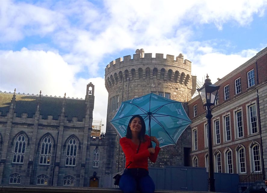Dublin: Private Tour of City Monuments in Spanish - Price and value for a group of up to 5
