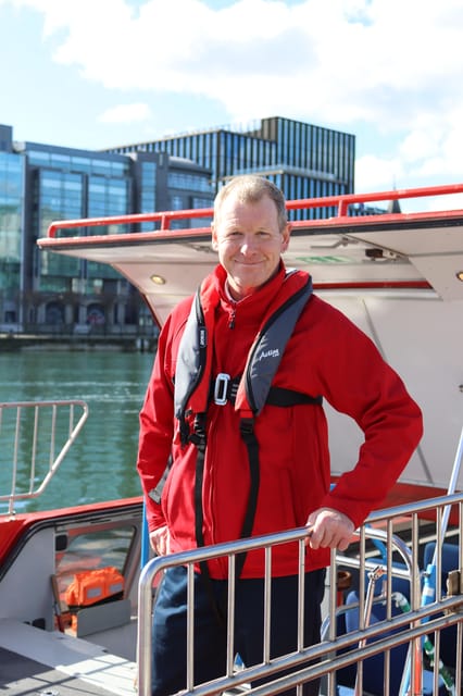 Dublin: River Liffey Sightseeing Cruise - River Liffey cruise basics: why 45 minutes feels like the right length