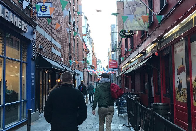 Dublin's Best Kept Secrets Tour - Getting there: Fusiliers’ Arch to Temple Bar (end point varies)