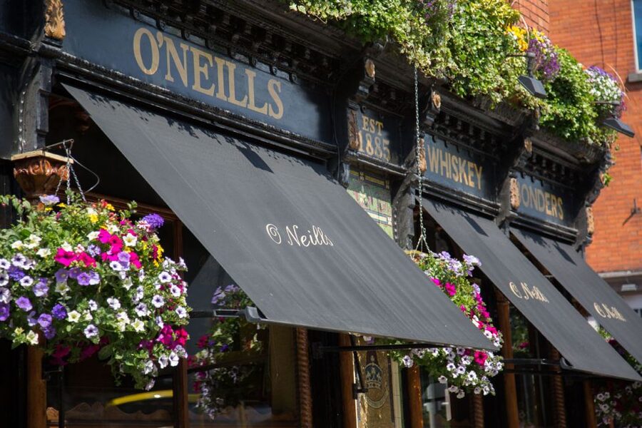 Dublin Temple Bar Night Tour - Key things you’ll notice fast
