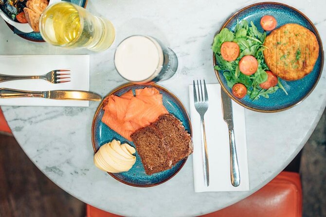 Dublin Traditional Irish 3 Course Meal Walking Tour with Local - Who should book this Dublin Irish food tour (and who might skip it)