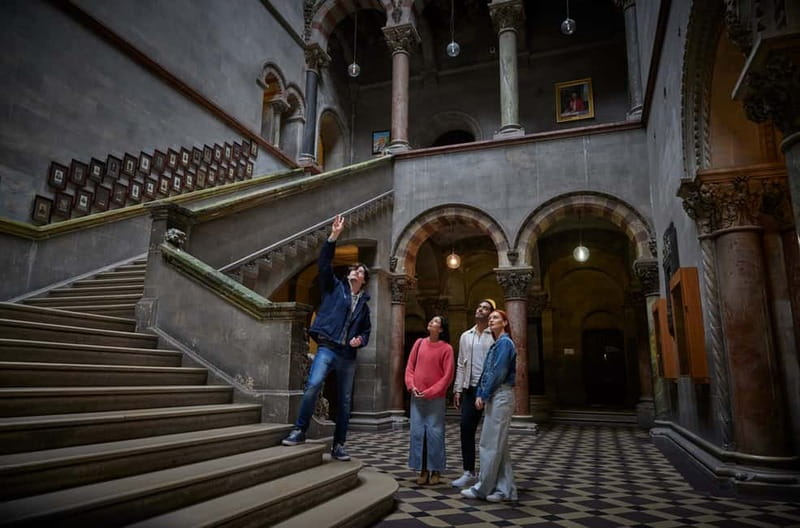 Dublin: Trinity College Campus Guided Walking Tour - Walking From the Bell Tower: A 45-Minute Trinity Primer