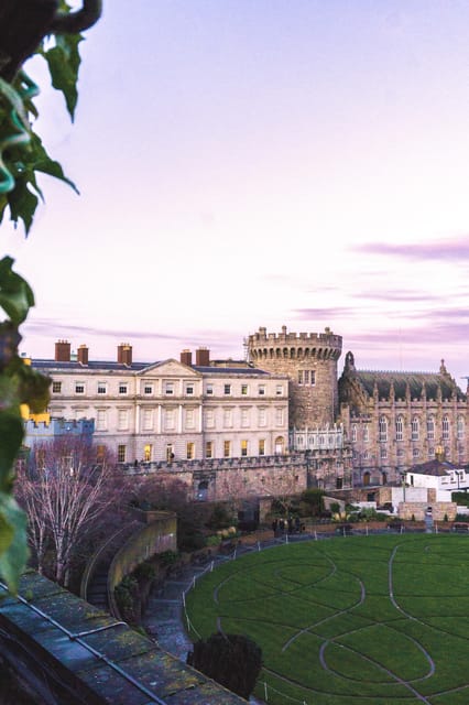 Dublin Walking Tour: Top 10 highlights - Starting at the Spire: Getting Oriented Without Overthinking