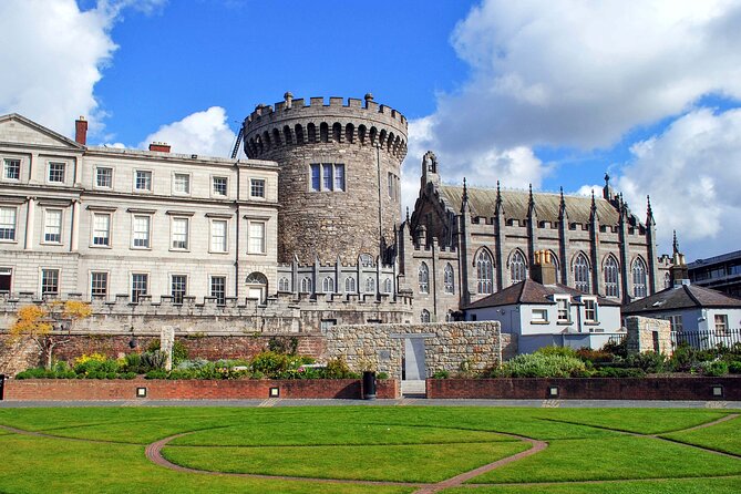 Dublin Walking Tour with Audioguide on Your Smartphone - Key Points to Know Before You Hit College Green