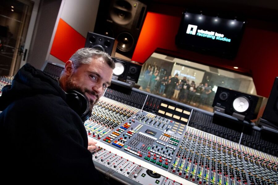 Dublin: Windmill Lane Recording Studios Tour - Windmill Lane in Dublin: why the metal doors matter