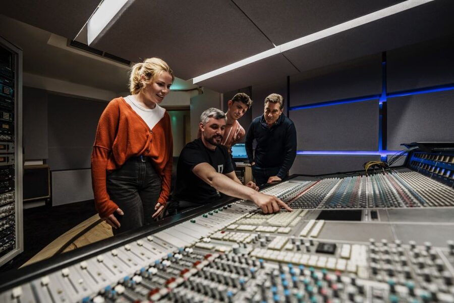 Dublin: Windmill Lane Recording Studios Tour - Practical tips for your visit (so you get the best experience)