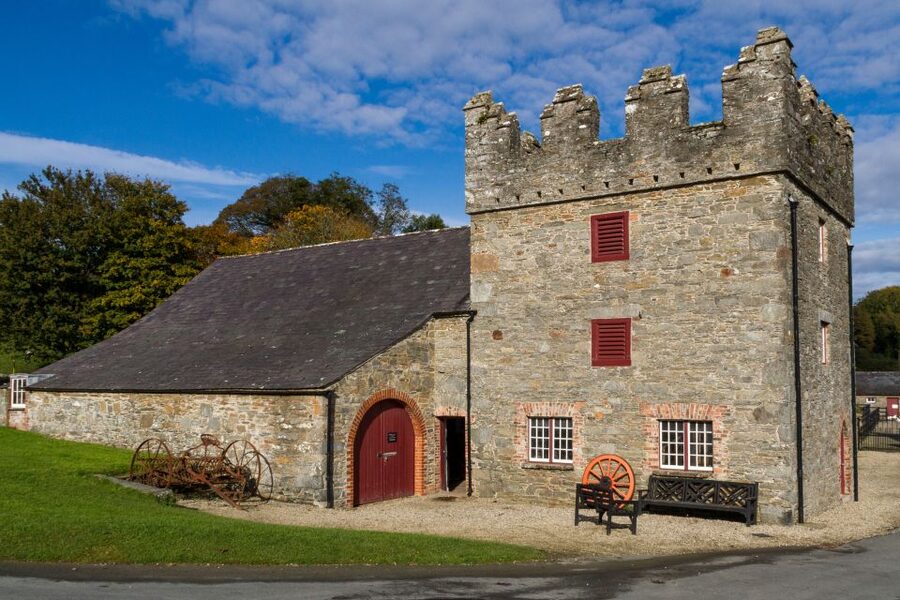 From Dublin: 3-Day Discover Northern Ireland Tour - Game of Thrones in real landscapes: Dark Hedges and Winterfell at Castle Ward