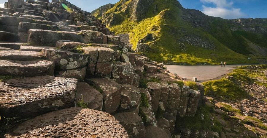 From Dublin: Belfast and Giant's Causeway: 2-Day Guided Tour - Day 1 from Dublin to Belfast: history on the way north