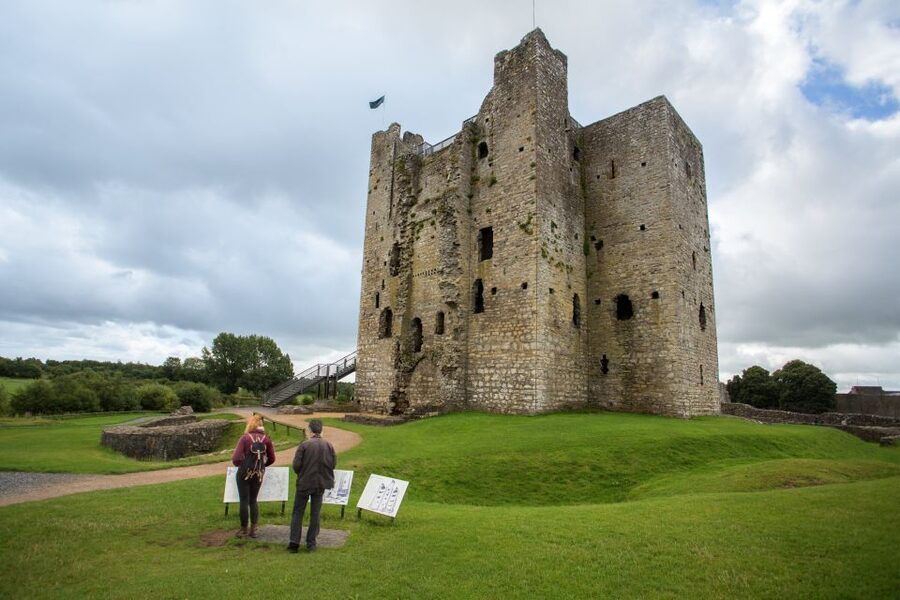 From Dublin: Celtic Boyne Valley and Ancient Sites Tour - Loughcrew Cairns: passage tombs, rock art, and the climb