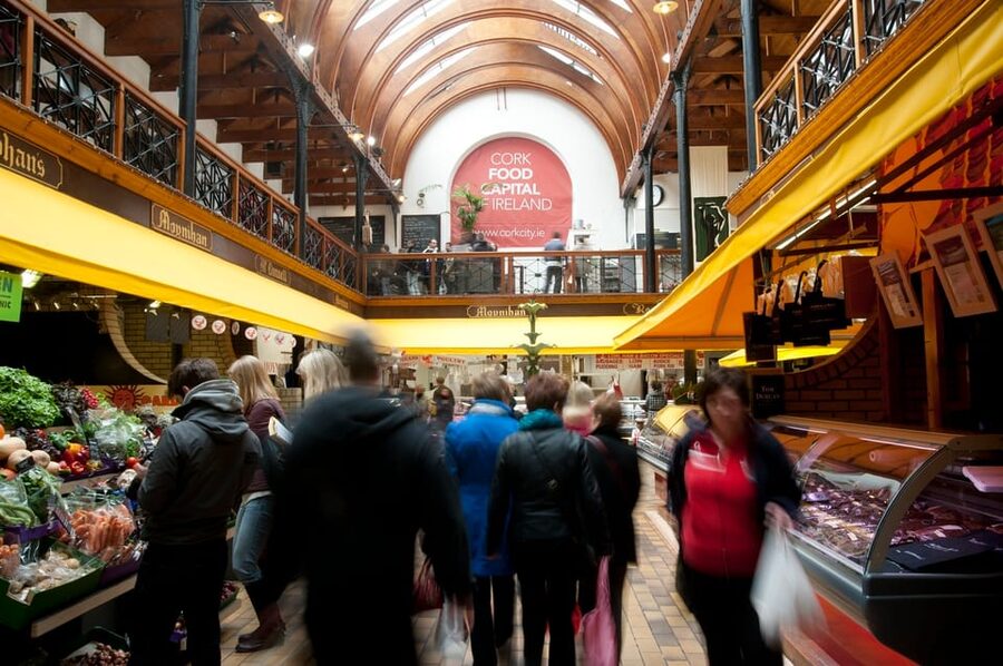 From Dublin:Cork,Cahir Castle,Rock of Cashel Tour in Spanish - Cork on foot: English Market and bell towers in two hours