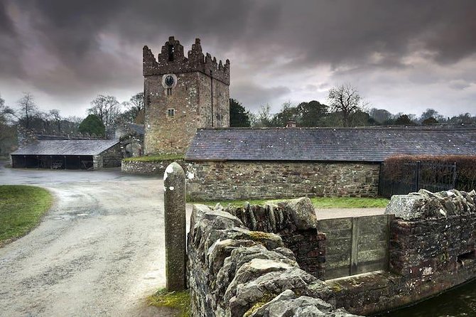 From Dublin: Game of Thrones Winterfell Locations Trek - Tollymore Forest Park: the morning 3 km walk you’ll remember