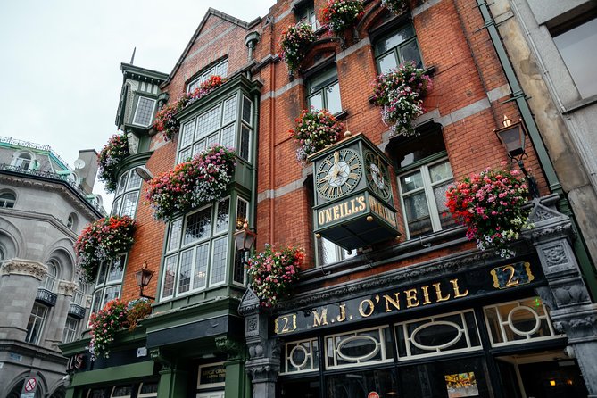 Full Coverage Dublin PRIVATE City Tour With Locals - Dublin Castle: Medieval Power, Plus Modern Dublin