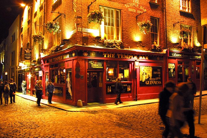 Full-day Award Winning Private Dublin City Highlights Tour - St Patrick’s Cathedral and Jeanie Johnson: two very different stops