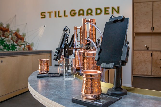 Gin School & Cocktail Masterclass in Dublin with Food - Check-in and the 4:00 pm start: what your evening flow looks like