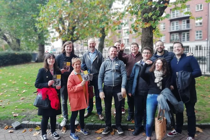 In Our Shoes Dublin Walking Tour - The small-group setup: room for questions and an easy tempo